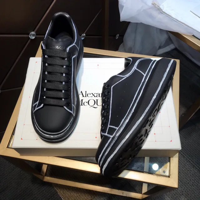 Alexander McQueen Oversized Sneaker Black White Platform Sole Contrast Stitching Lifestyle Sneakers 7