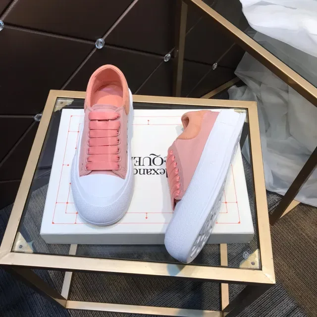 Alexander McQueen 粉色和白色 Oversized 生活方式运动鞋 7