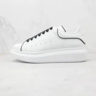 Alexander McQueen 超大号运动鞋 白色 黑色 平台底 光滑皮革鞋面 生活方式运动鞋