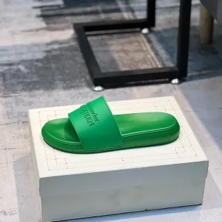 Alexander McQueen Slide 绿色模制橡胶拖鞋