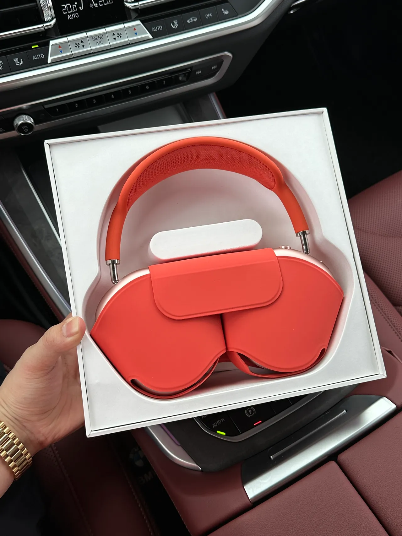 Apple AirPods Max naranja auriculares over-ear 6