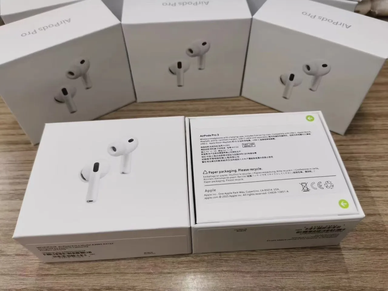 苹果 AirPods Pro 2 白色 茎式 硅胶耳塞 TWS 耳机 13