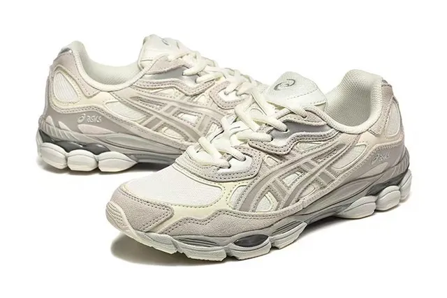 ASICS 米灰色 分层合成笼式网面 厚底鞋 3