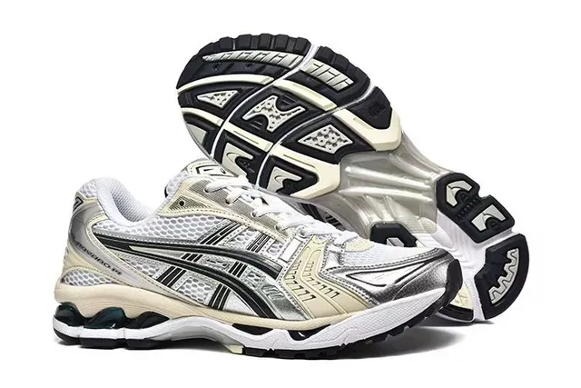 ASICS Gel-Kayano বেইজ সিলভার কাঠামোগত স্থিতিশীলতা জুতা জাল এবং সিন্থেটিক ওভারলে উপর চলমান জুতা 4