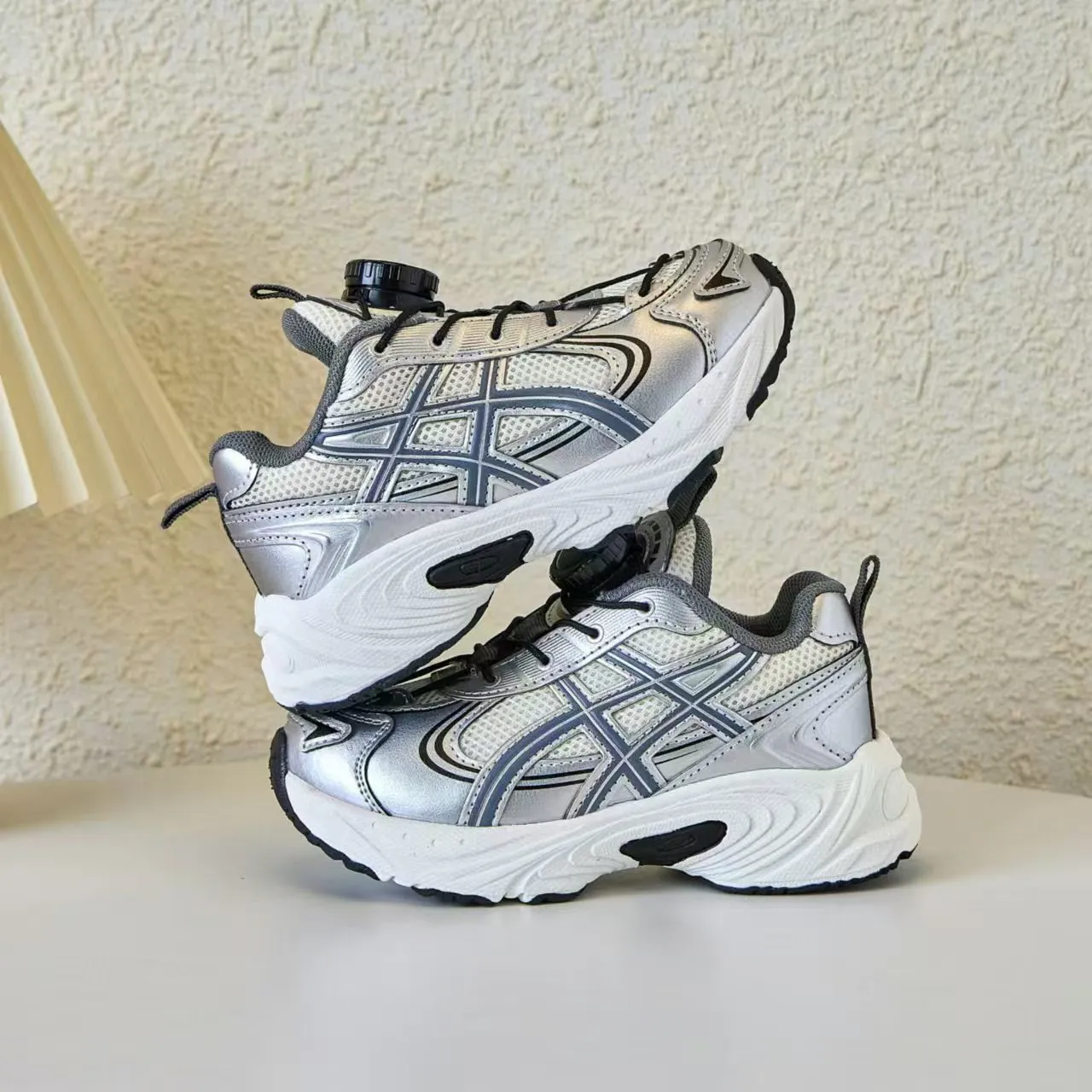 ASICS Gel-Kayano Black Silver Platform Sole Mesh And Synthetic Overlay Construction Chunky Sneakers 10