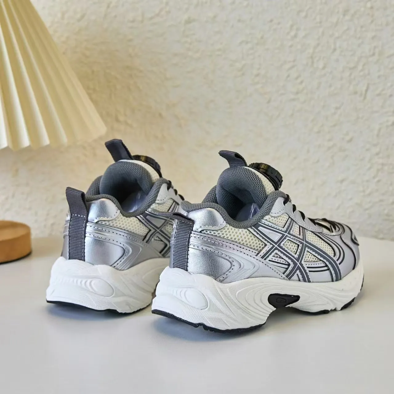 ASICS Gel-Kayano Black Silver Platform Sole Mesh And Synthetic Overlay Construction Chunky Sneakers 11