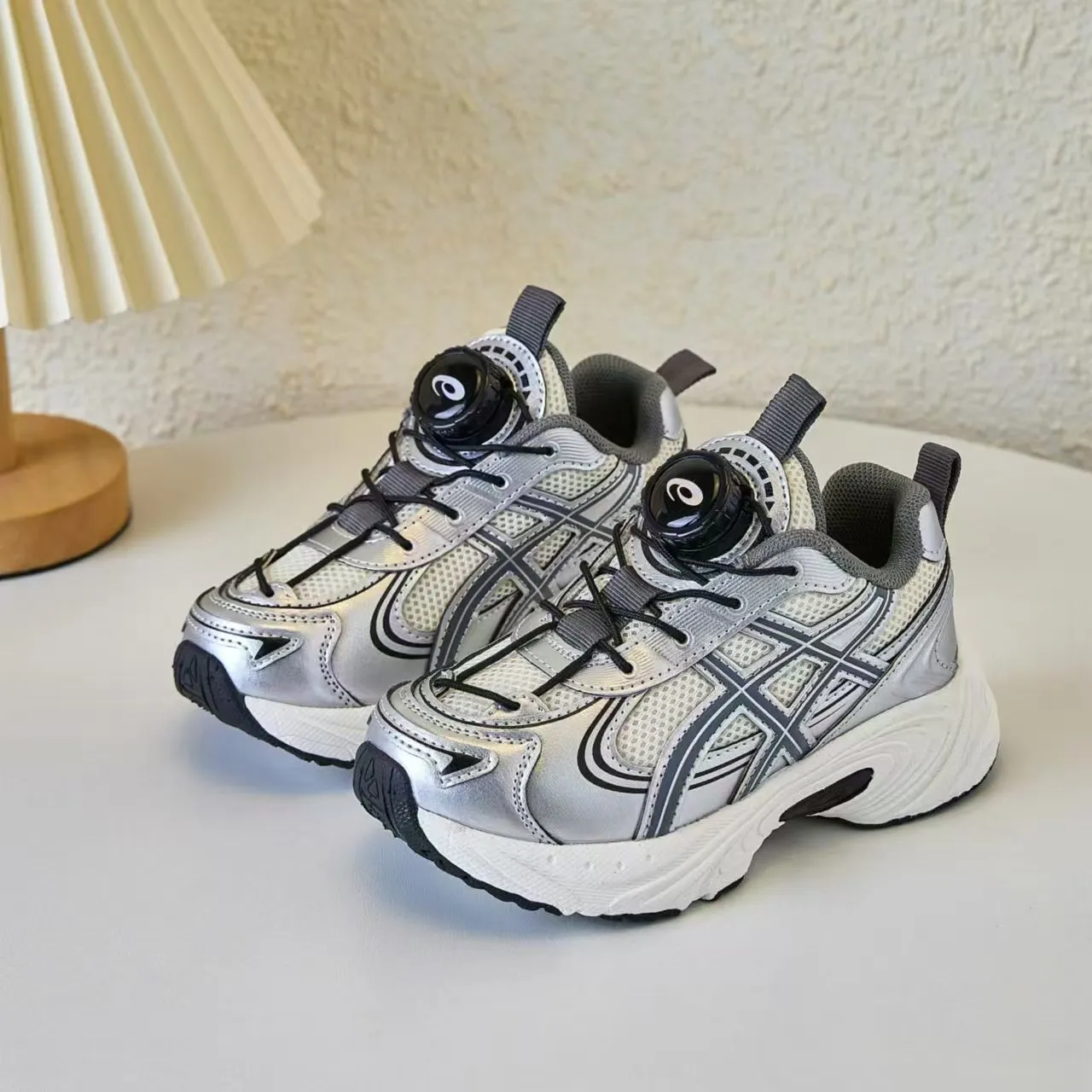 ASICS Gel-Kayano Black Silver Platform Sole Mesh And Synthetic Overlay Construction Chunky Sneakers 12