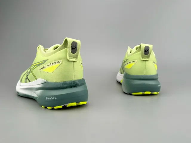ASICS Gel-Kayano लाइम ग्रीन रनिंग जूते 5