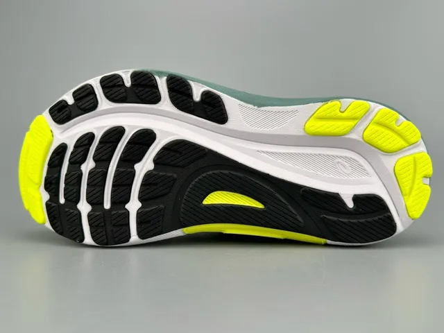 ASICS Gel-Kayano लाइम ग्रीन रनिंग जूते 7