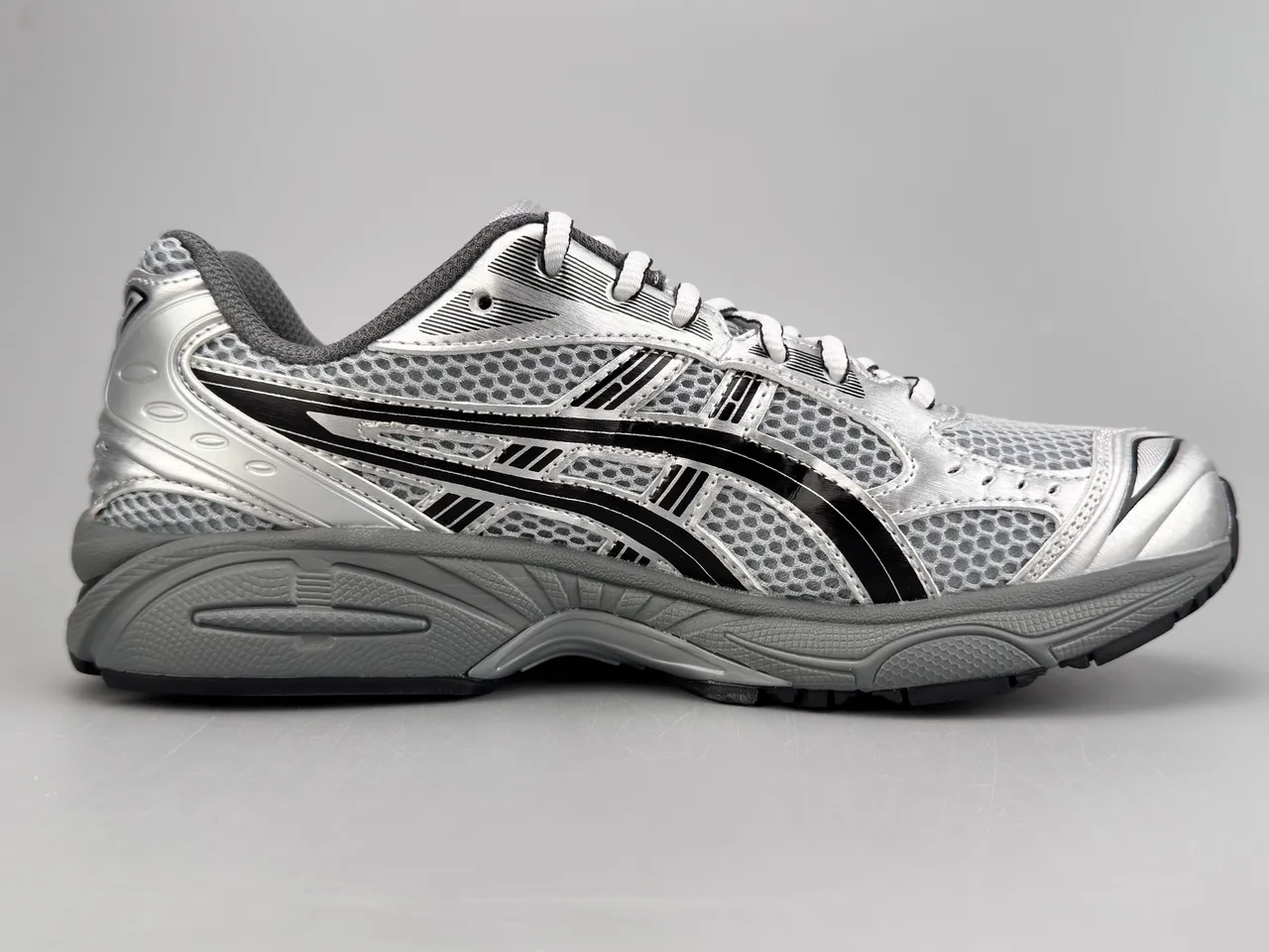 ASICS Gel-Kayano Prata Preto Cinza Tênis de corrida 10