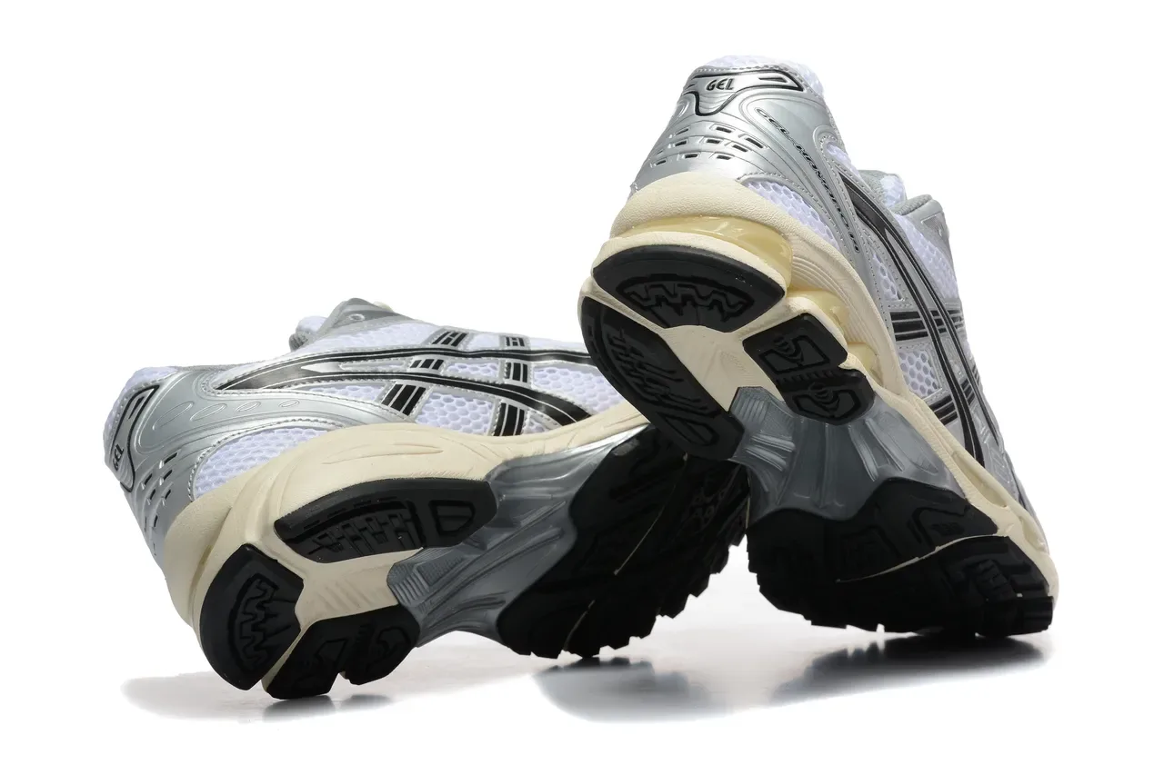 ASICS Gel-Kayano Argent Noir Métallique Recouvrements Synthétiques Maille Blanche Ingénierie Chaussures de course 5