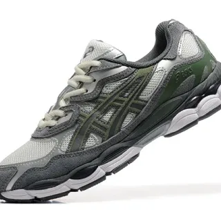 ASICS 灰绿 分层合成覆层 网面鞋头 跑鞋