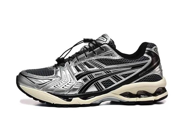 ASICS 银黑金属网面和合成鞋面 虎纹图案 跑鞋 2