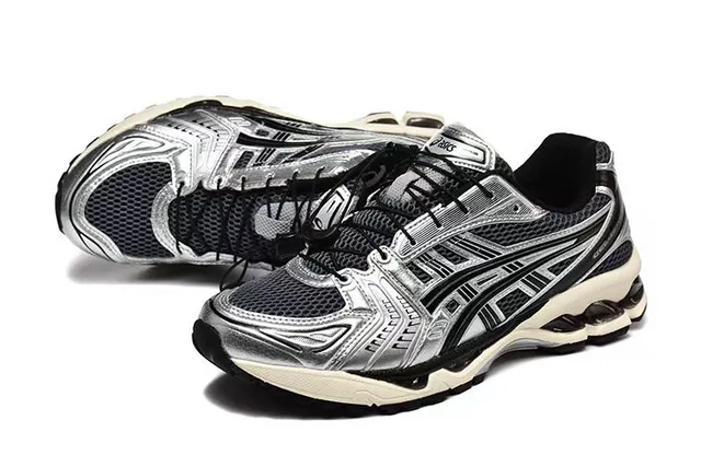 ASICS 银黑金属网面和合成鞋面 虎纹图案 跑鞋 4