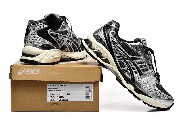 ASICS 银黑金属网面和合成鞋面 虎纹图案 跑鞋 6