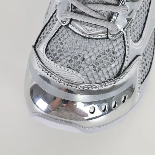 ASICS Silver White Metallic Reflective Overlays Breathable Mesh Upper Lifestyle Sneakers 5