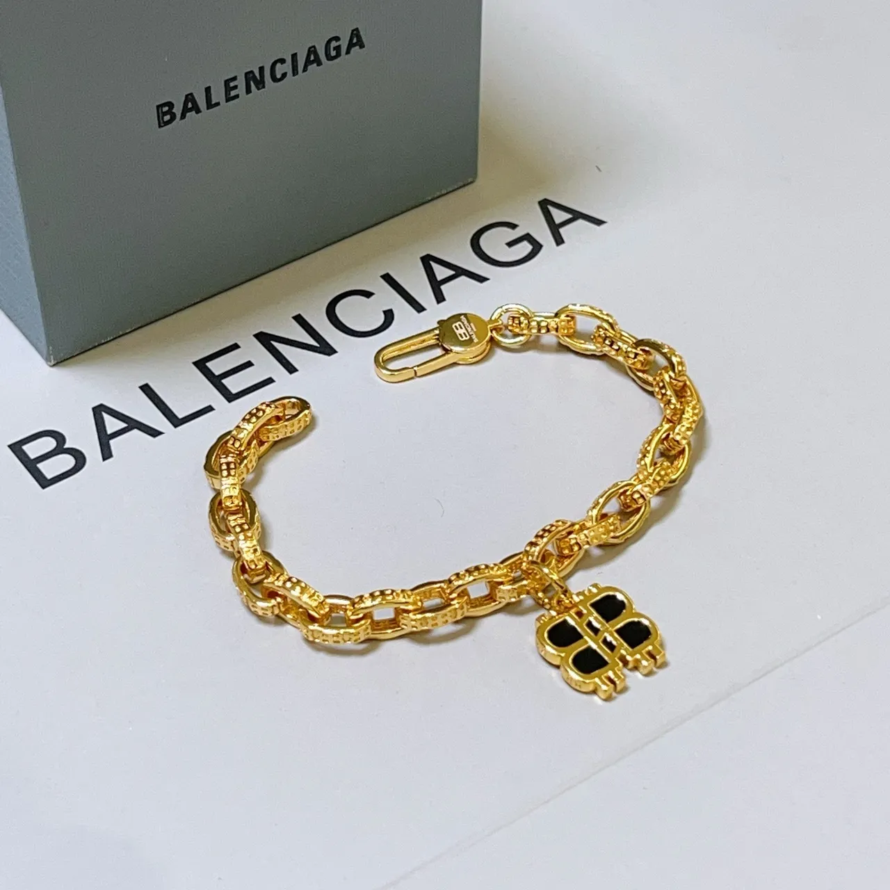 Balenciaga BB Logo 金黑 厚实 Curb-Link Chain Textured Surfaces 手链 2