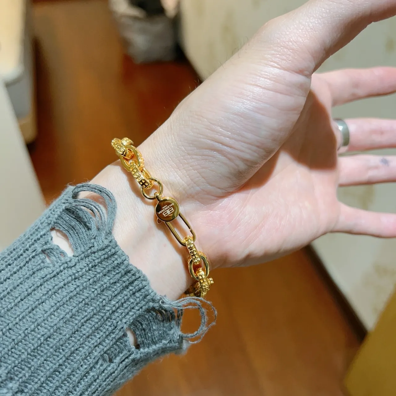 Balenciaga BB Logo 金黑 厚实 Curb-Link Chain Textured Surfaces 手链 7