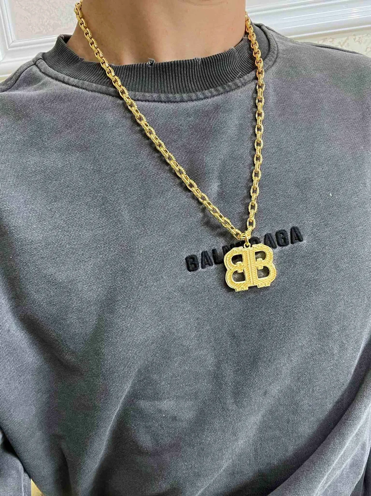 Colar Balenciaga BB Tono Dourado Interlocking BB 5