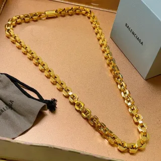 Balenciaga Colar Corrente Geométrica Dourada