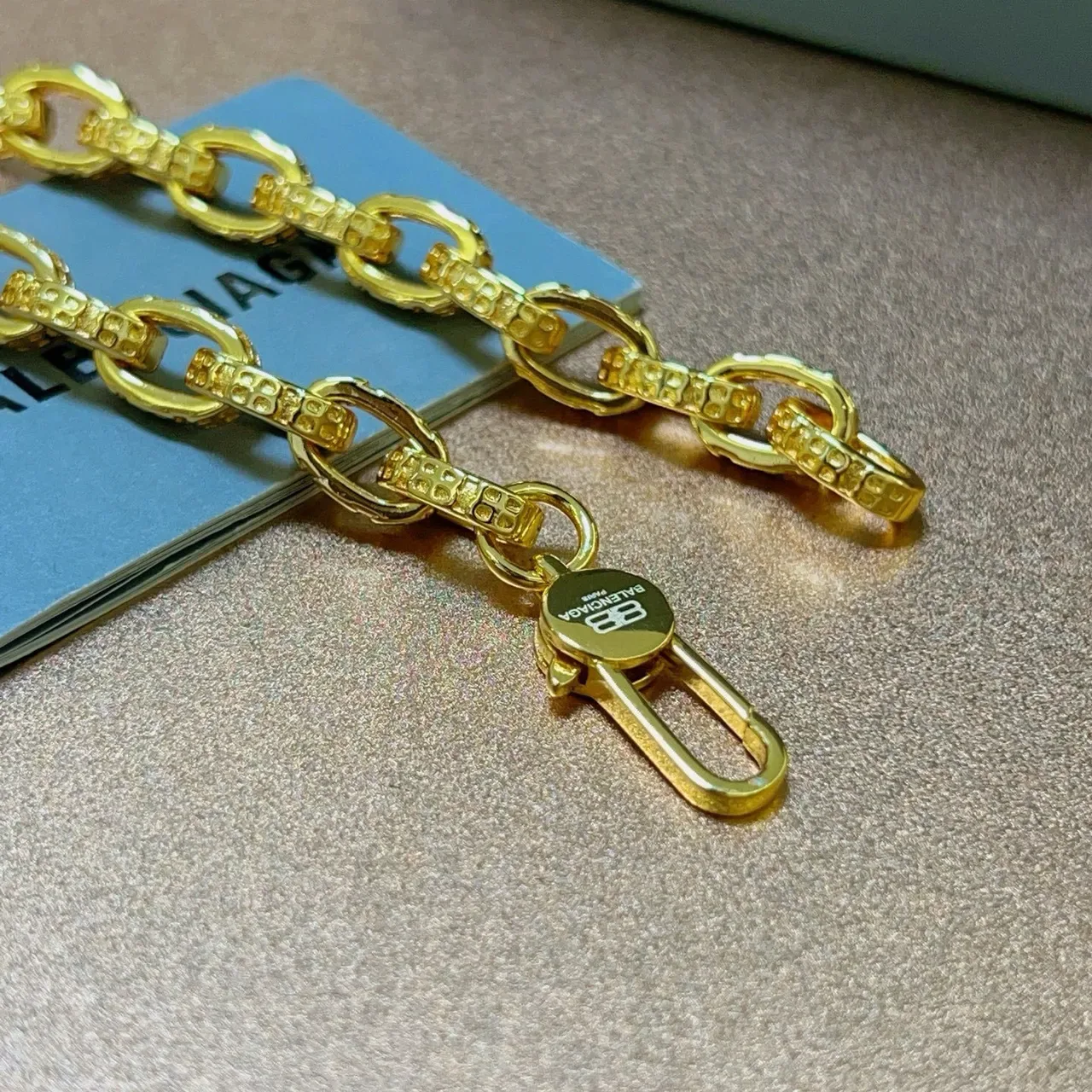 Balenciaga Pulsera Chunky Oval-Link Dorado 5