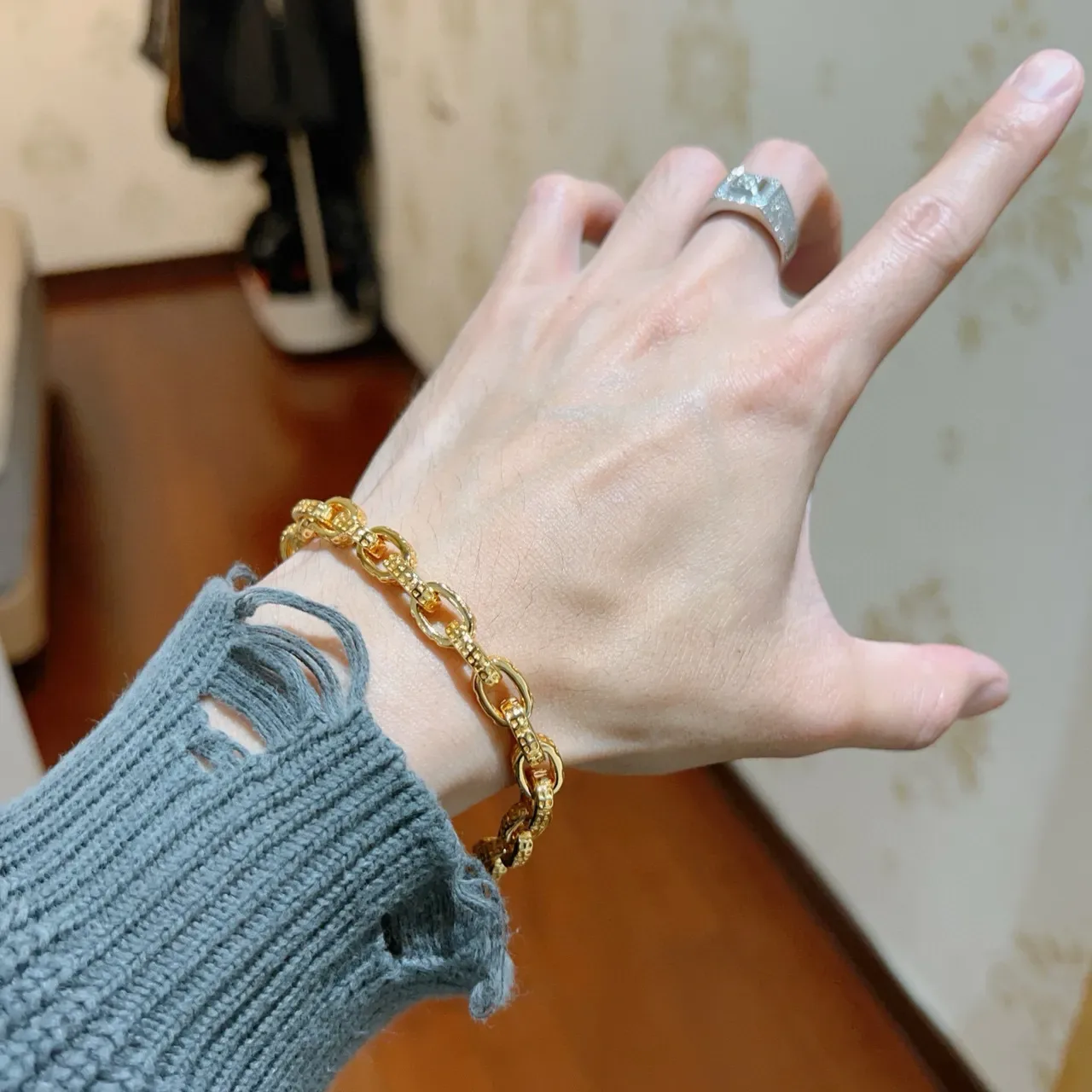Balenciaga Pulsera Chunky Oval-Link Dorado 8