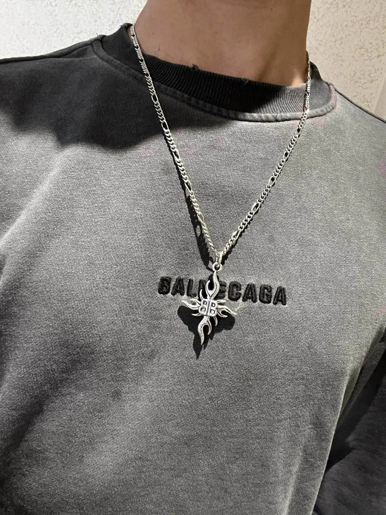 Collier Balenciaga Flame BB Chaîne Argent 2