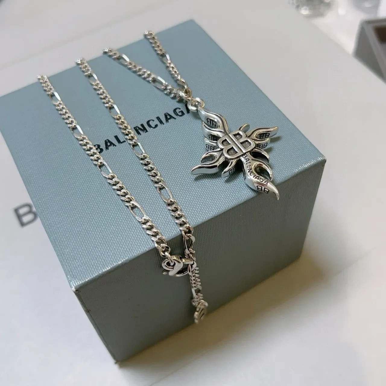 Collier Balenciaga Flame BB Chaîne Argent 6