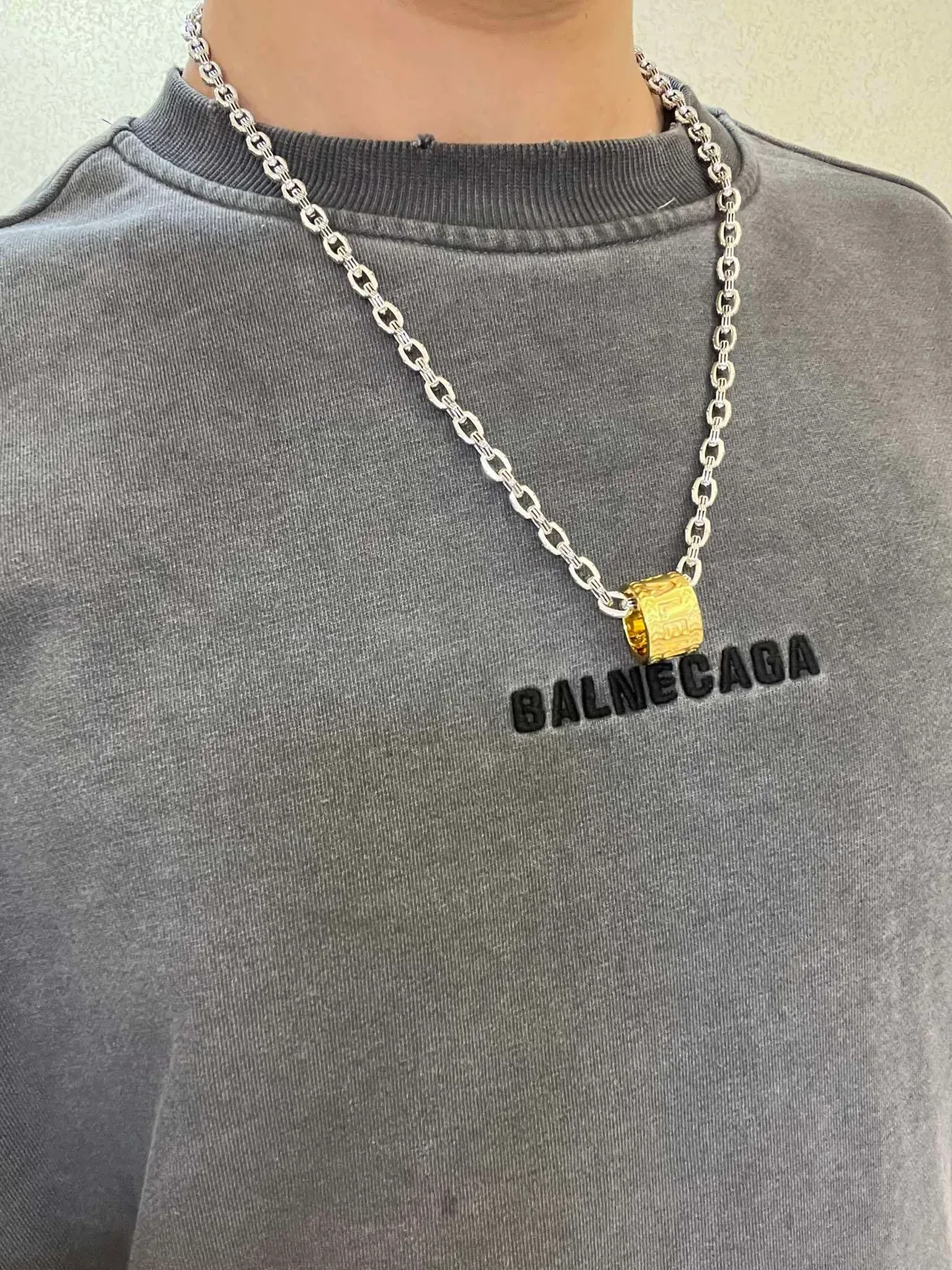 Balenciaga Colar Pendente Dourado Cilindro Corrente Prata 8