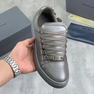 Balenciaga Le City ধাতবिक ধূসর লাইফস্টাইল স্নিকার্স