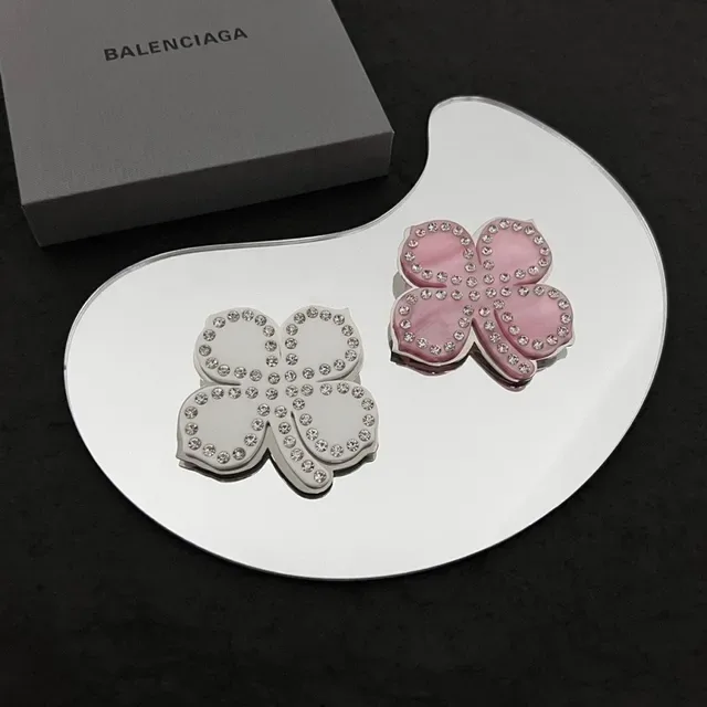 Balenciaga Broche Rose Argent Quatre Pétales Floral Cristalisée 5