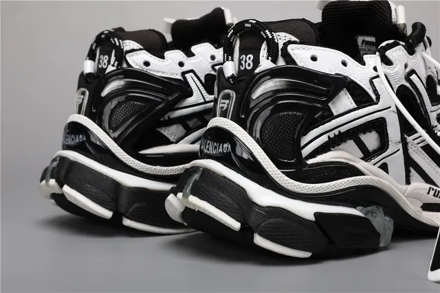 Balenciaga Runner Black White Chunky Sneakers 2