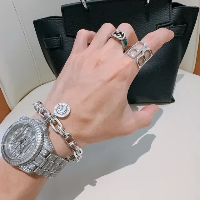 Balenciaga Silver Geometric Logo Motif Polished Metal Ring 2