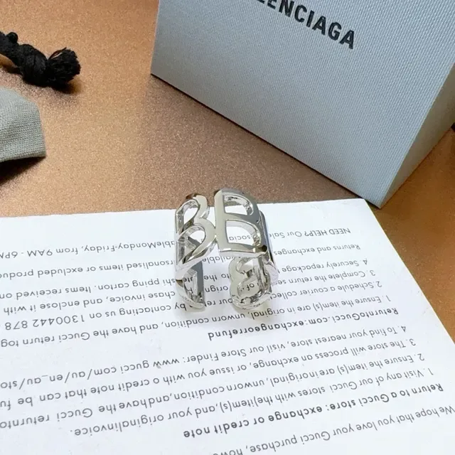Balenciaga Silver Geometric Logo Motif Polished Metal Ring 8
