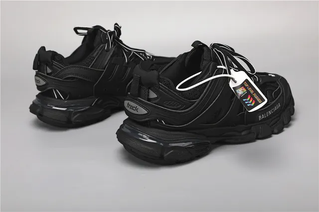 Balenciaga Track Sneaker Zapatos negros con suela gruesa 3