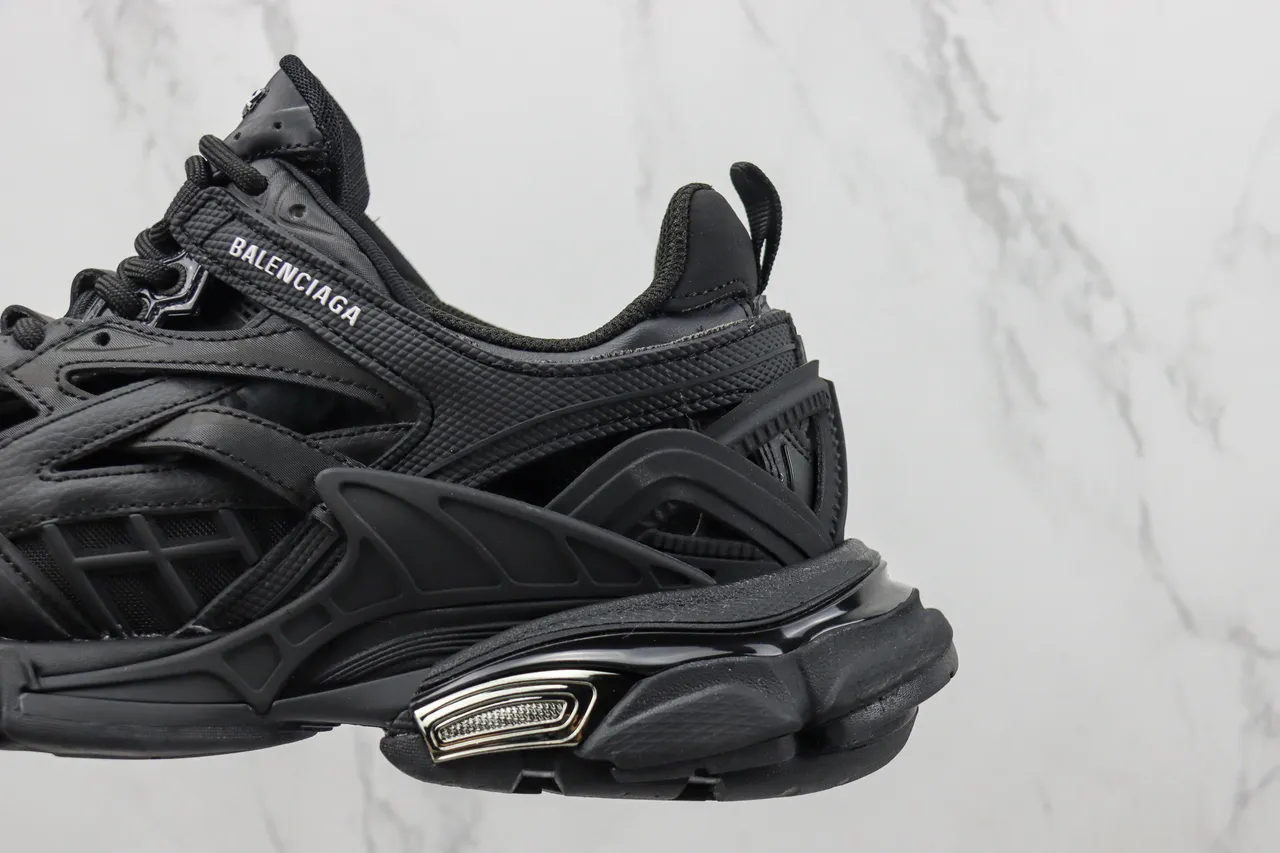 Balenciaga Track Trainer Chaussures épaisses monochromes noires 7