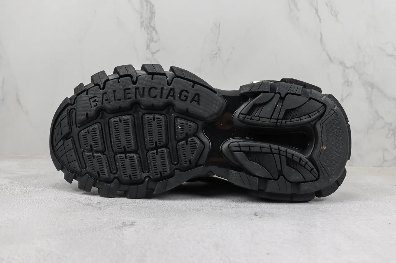 Balenciaga Track Trainer Chaussures épaisses monochromes noires 8