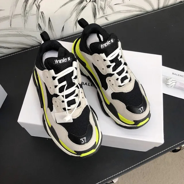 Balenciaga Triple S কালো সাদা নিওন হলুদ মোটা সোলের স্নিকার 2