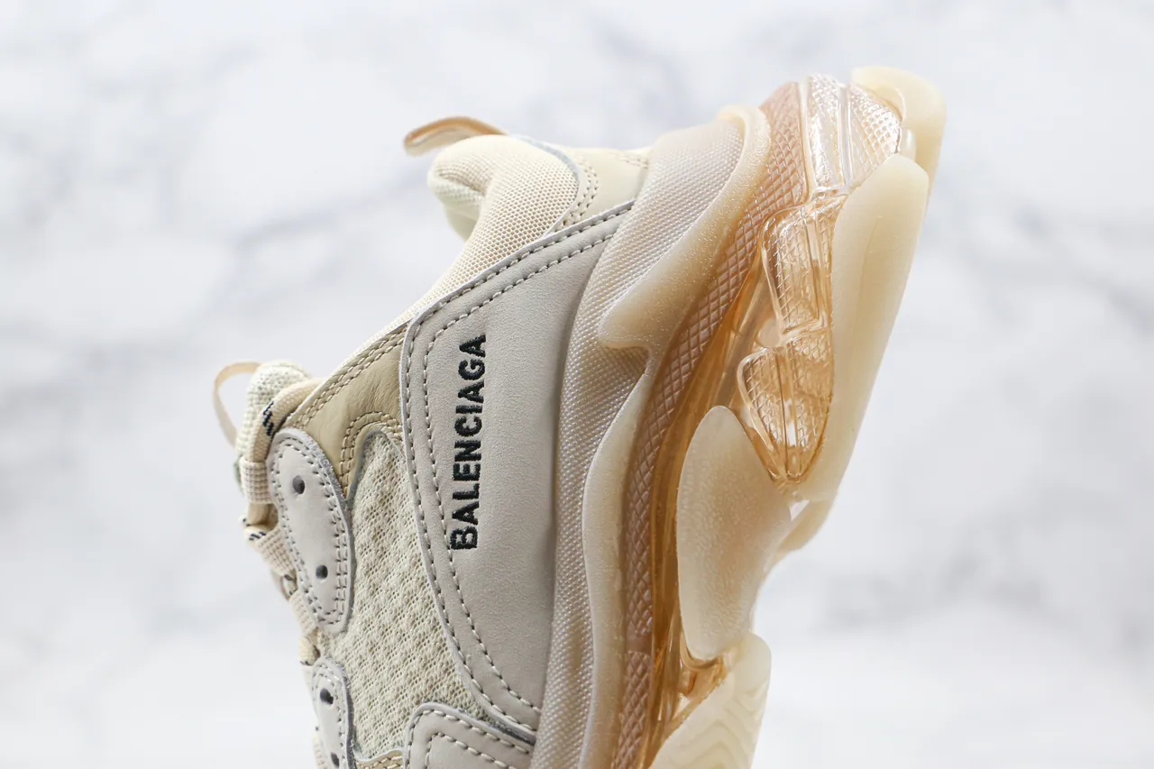 Balenciaga Triple S Off-White كانكي سنيكرز 6