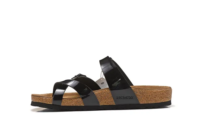 Birkenstock Arizona चमकदार काला पैटेंट कैजुअल सैंडल्स 4