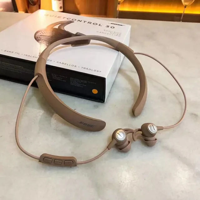 Bose QuietControl 30 سماعات رياضية لاسلكية سوداء 7