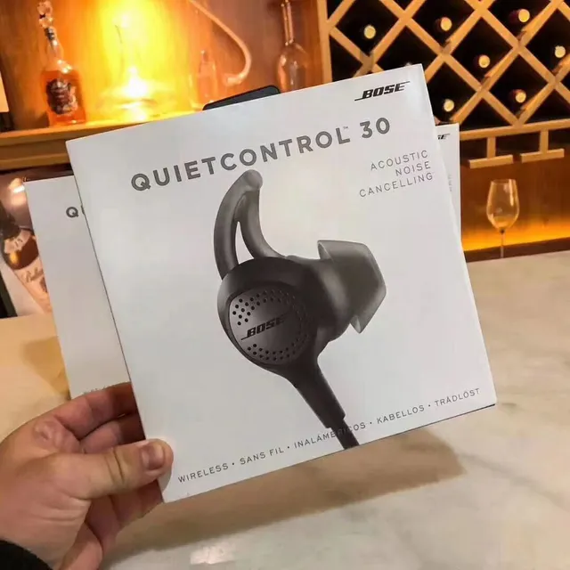 Bose QuietControl 30 سماعات رياضية لاسلكية سوداء 9