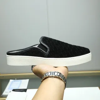 Bottega Veneta Black White Woven Intrecciato Suede Slip-On Mule Loafer