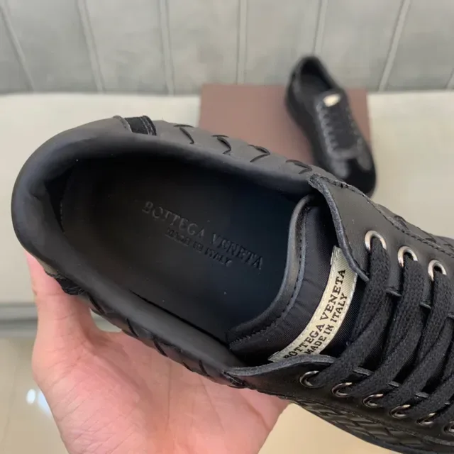 Bottega Veneta Cassette sneakers lifestyle cuir Intrecciato noir 4