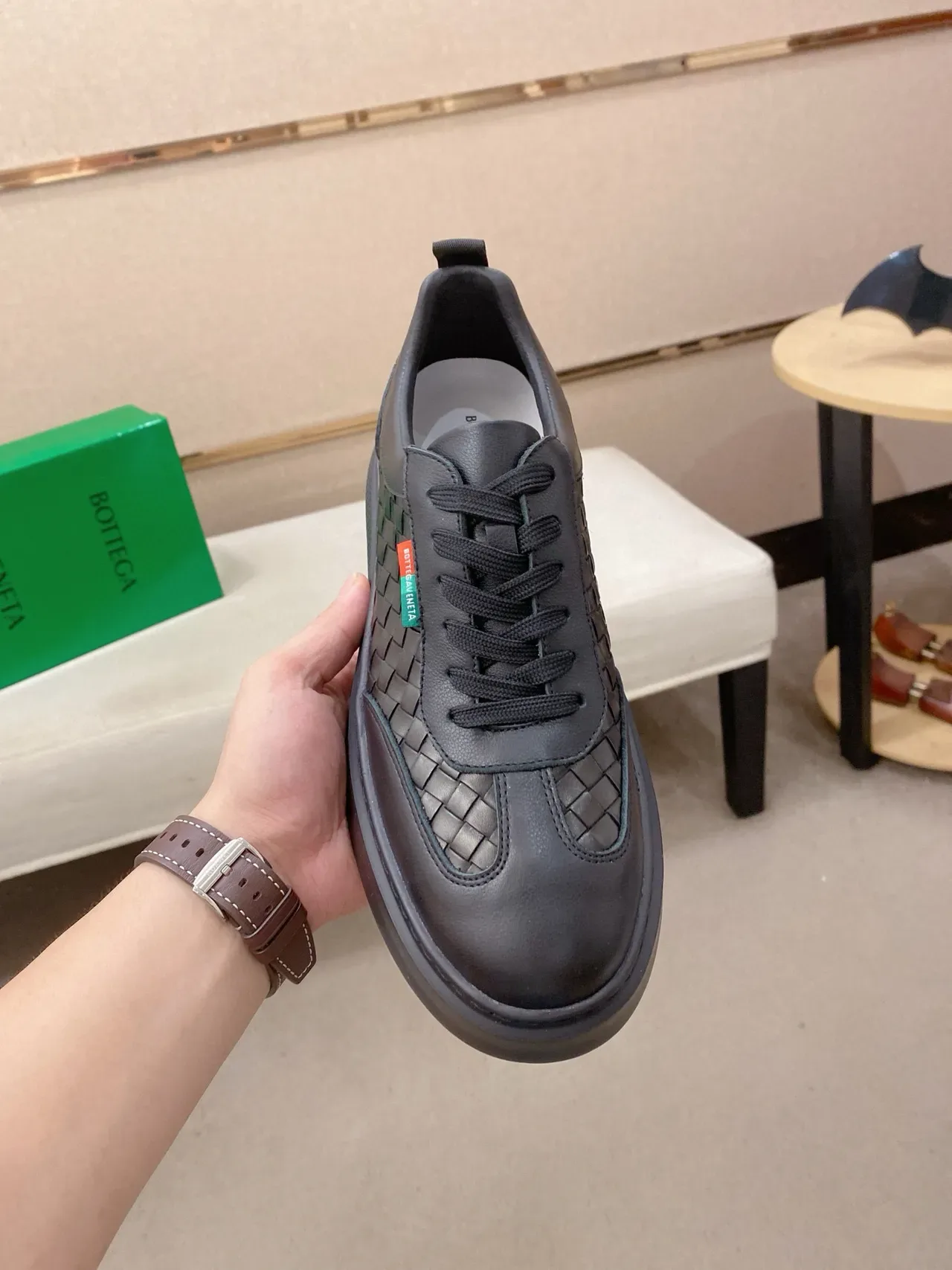 Bottega Veneta Cassette Black बुने चमड़े के लाइफस्टाइल स्नीकर 2