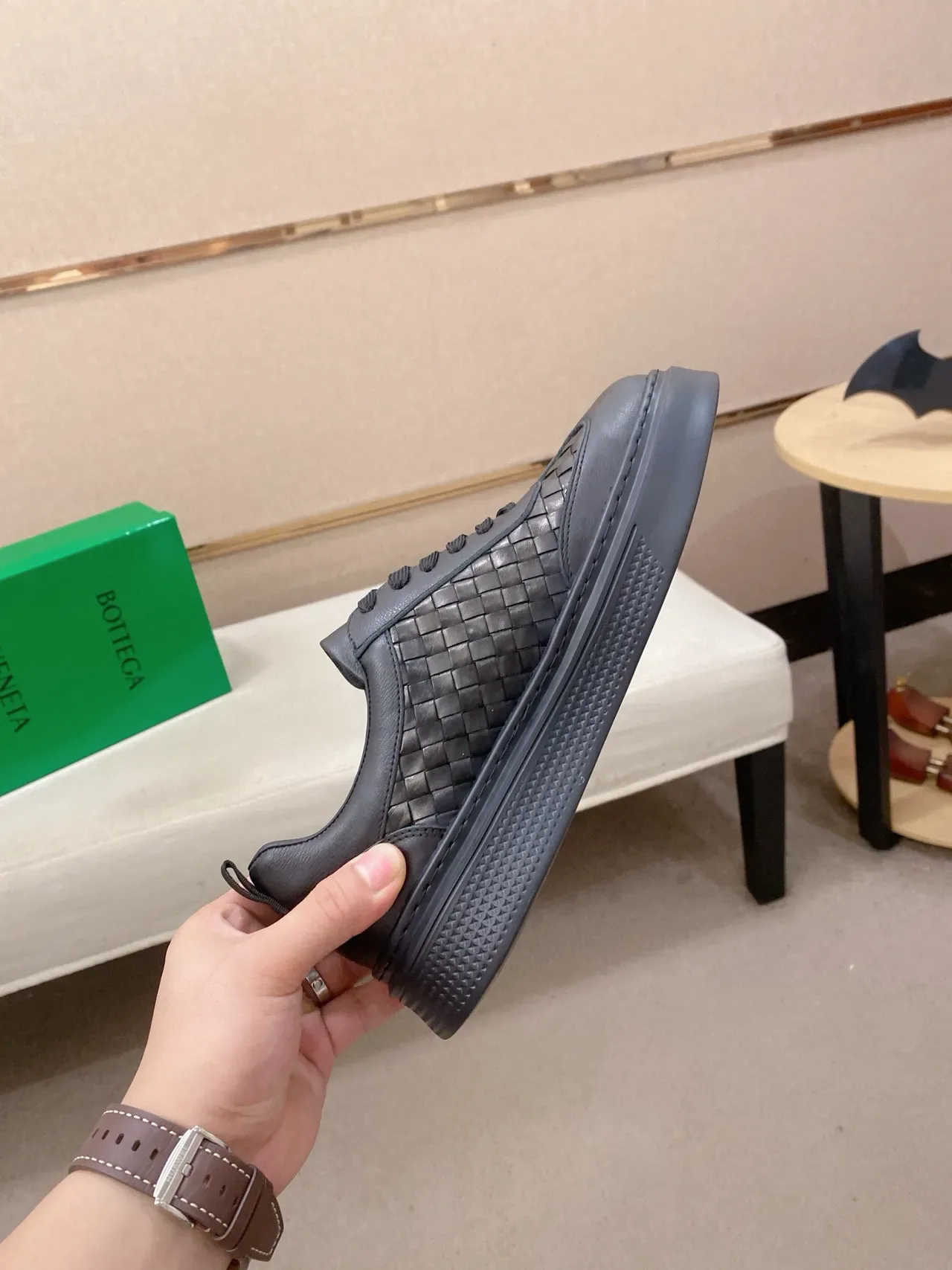 Bottega Veneta Cassette Black बुने चमड़े के लाइफस्टाइल स्नीकर 5