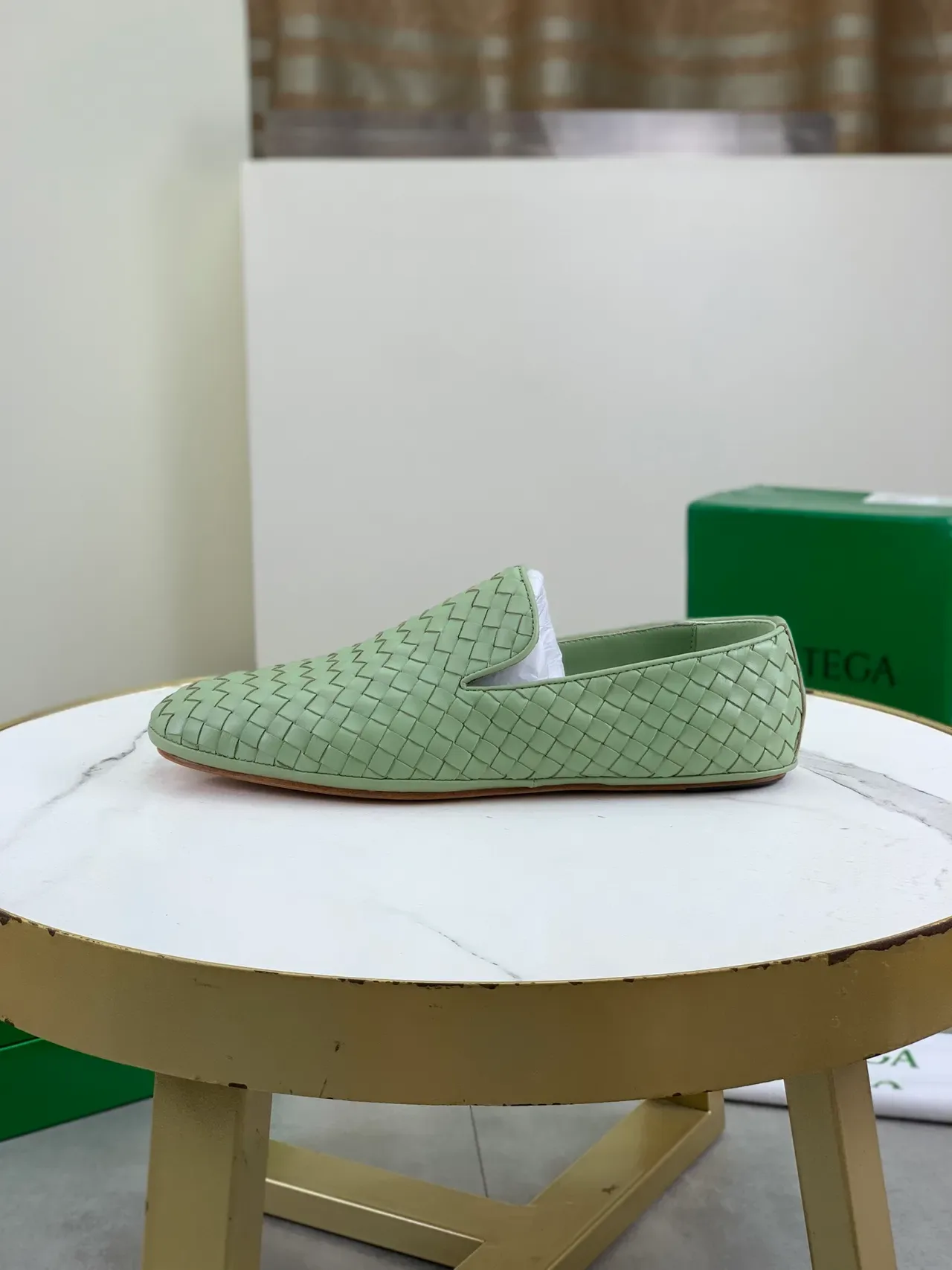 Bottega Veneta Verde Beige Cuero Intrecciato Slip-On Mocasín 6