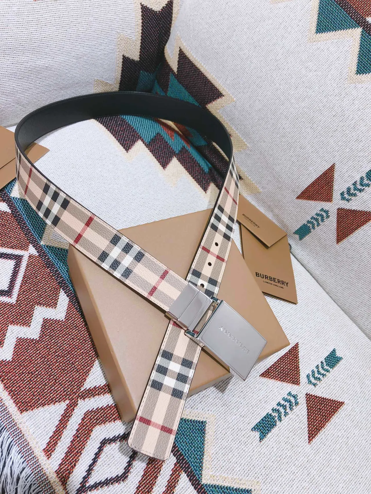 Burberry Beige Black Classic Check Pattern Polished Rectangular Buckle Leather Belt 4