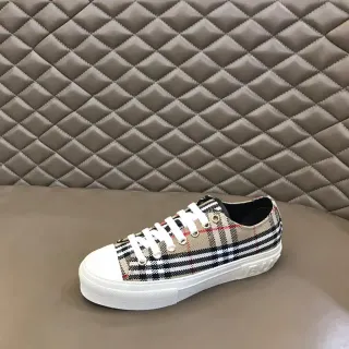 Burberry Check Pattern baskets lifestyle plateforme à talons bas
