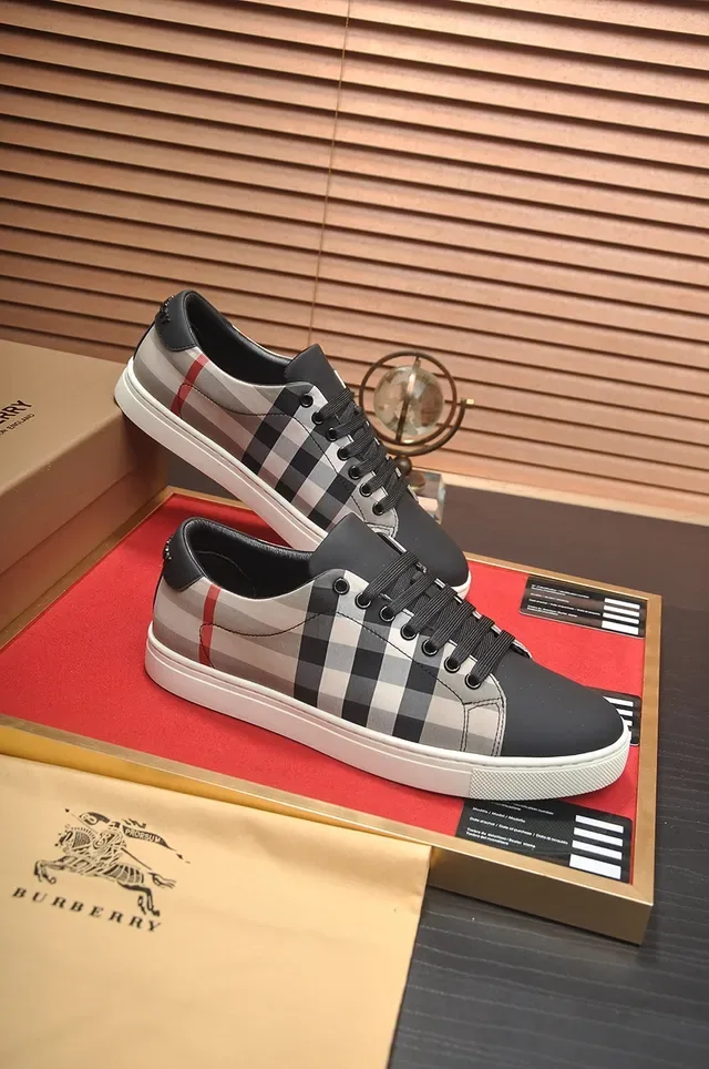 Burberry xadrez preto e bege lifestyle sneakers 3